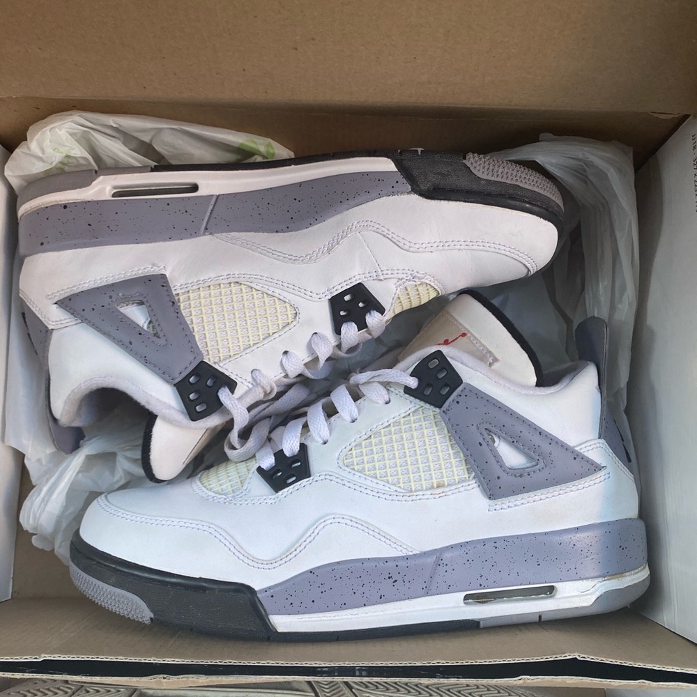 Air Jordan 4 retro cements
